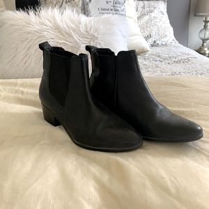 STEVE MADDEN BOOTIES🤍🤍🤍